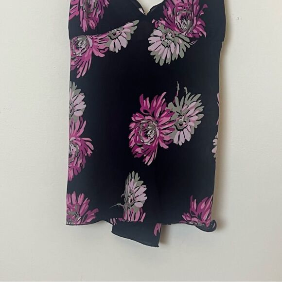 Anne Klein Criss Cross Back Romantic Chrysanthemum Floral Cami, Size Large - Picture 6 of 9